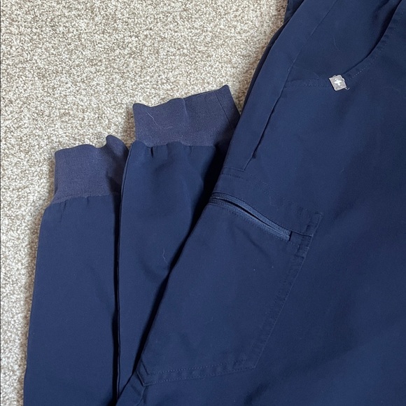 High Waisted Scrub Pants - Picture 5 of 5